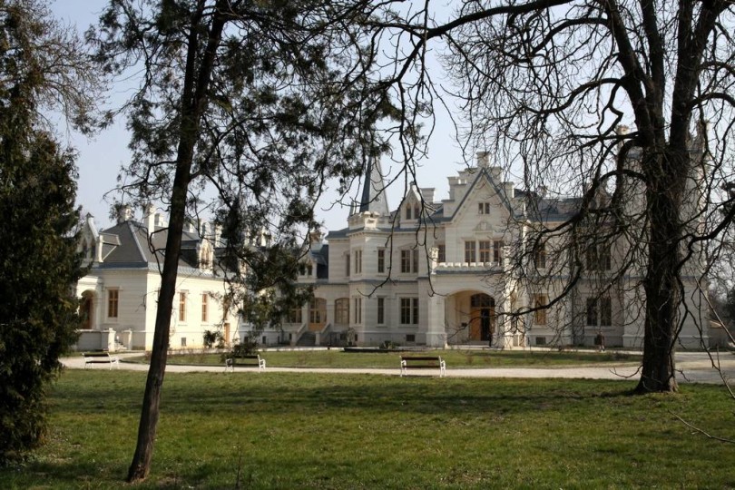 Másfél milliárd forintból fejlesztik a nádasdladányi Náda