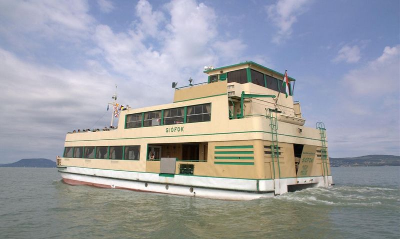 Siófok katamarán