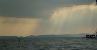 Vihar a Balatonon