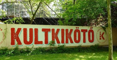 Jubilál a Kultkikötő