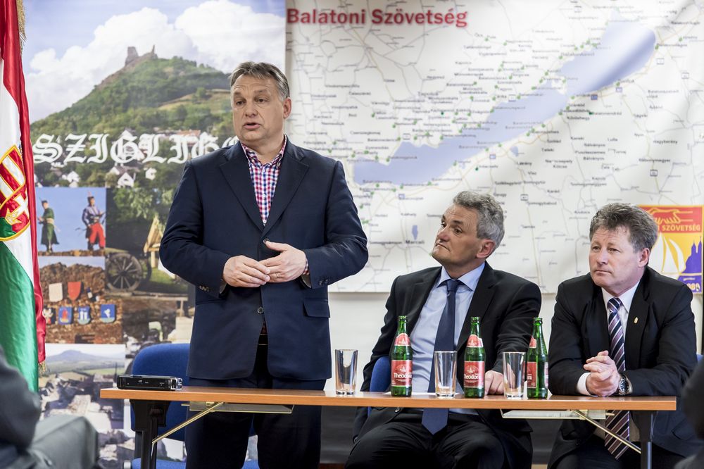 A Balatoni Szövetséggel is egyeztetett Orbán Viktor