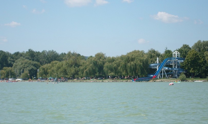 Strandszezon a Balatonon