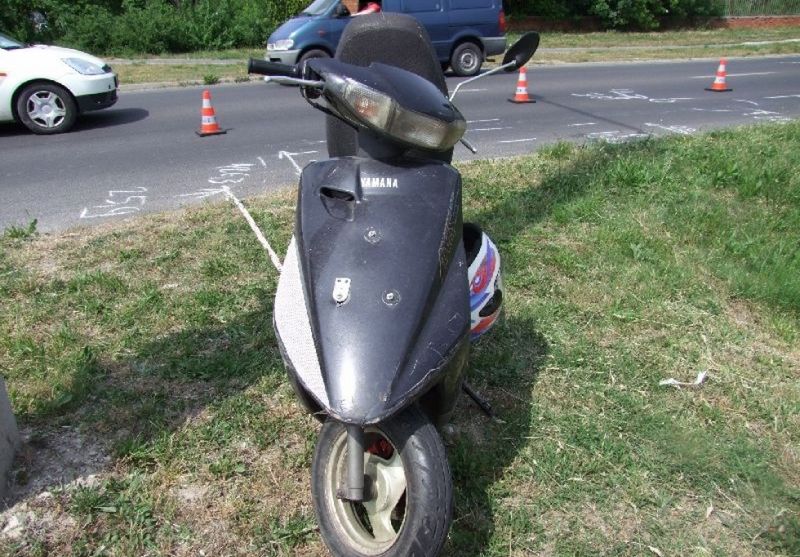 Robogós ütközött autóval